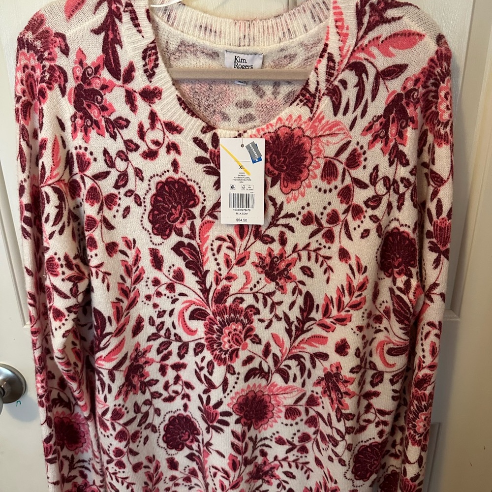 Kim Rogers Women's Pink and Red Floral Sweatshirt